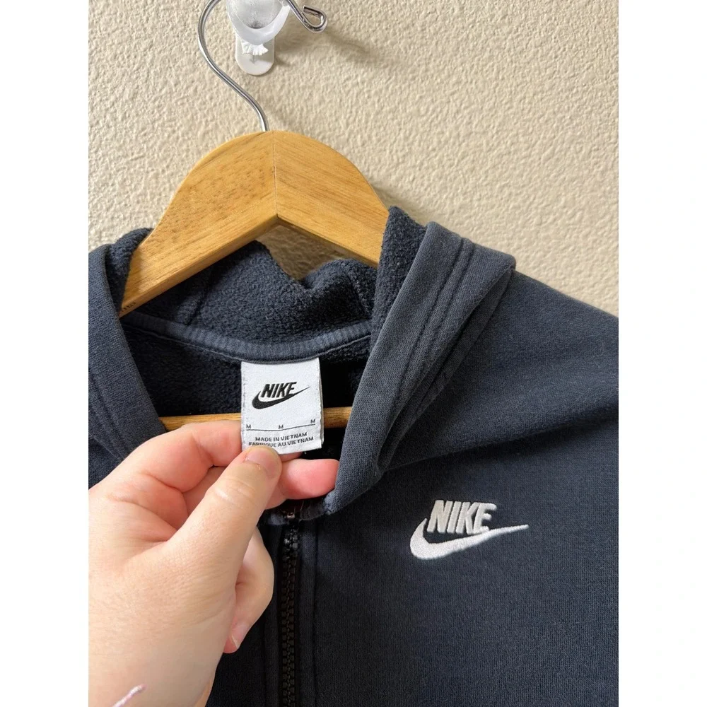 Nike item has